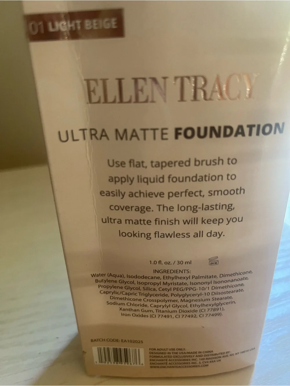 Ellen Tracy matte liquid